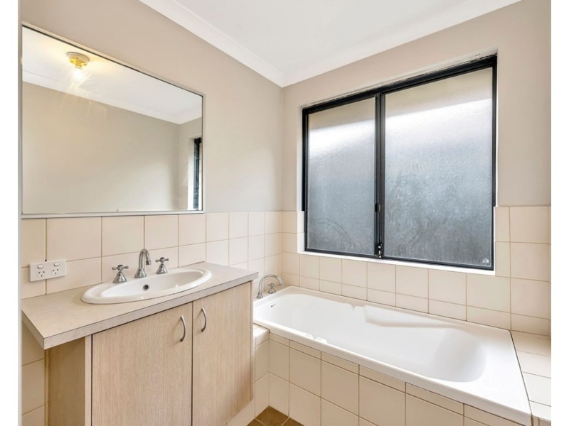 8 Echidna Court, Baldivis WA 6171
