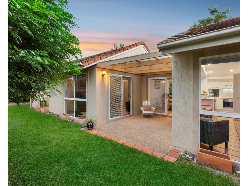 1/12 Sunseeker Close, Noosaville QLD 4566