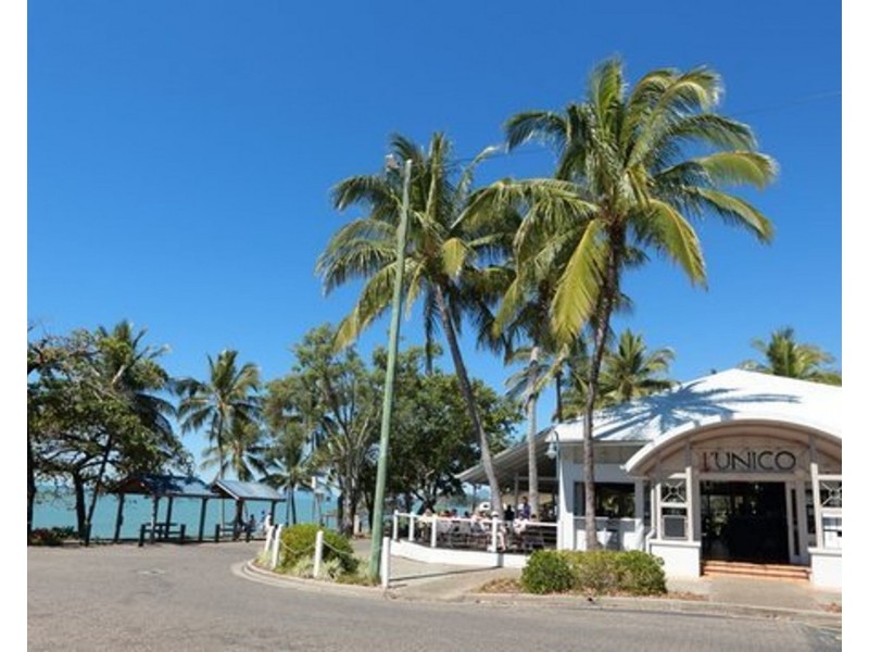 9/13-17 Oyster Court, Trinity Beach QLD 4879