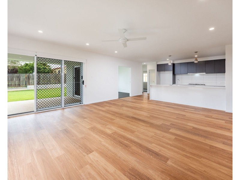 29 Cummins Road, Avoca QLD 4670