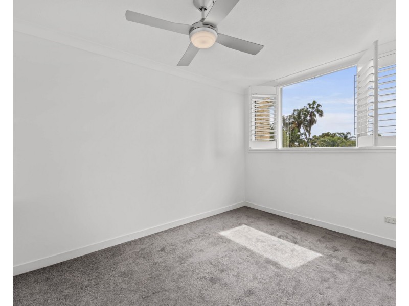 4/6 Garden Street, Southport QLD 4215