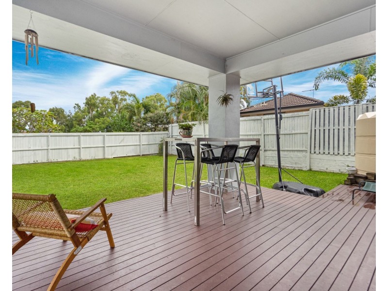 8 Eaton Close, North Lakes QLD 4509