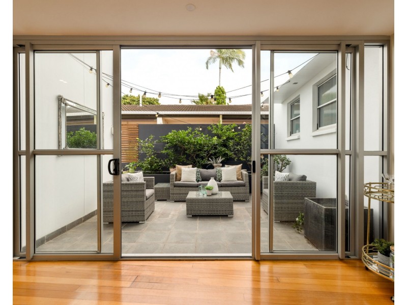 15 Ascot Street, Ascot QLD 4007