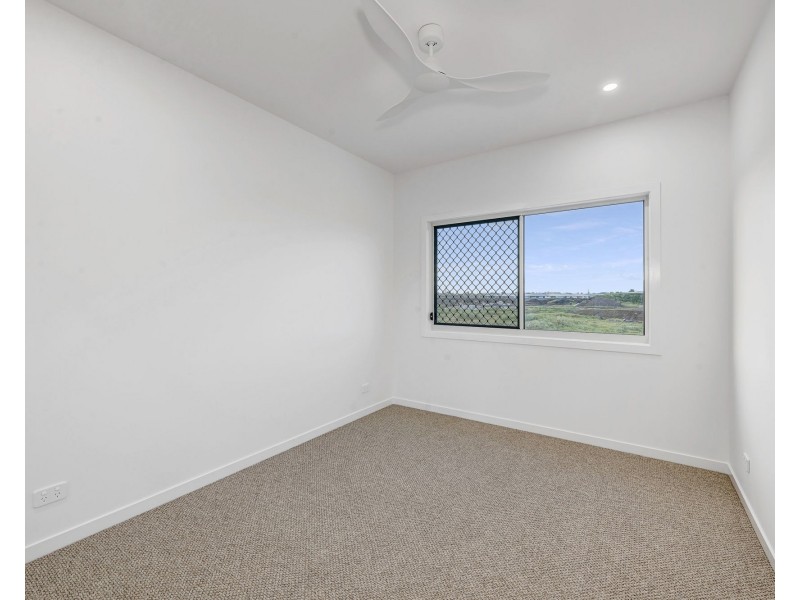 15 Bedarra Boulevard, Innes Park QLD 4670