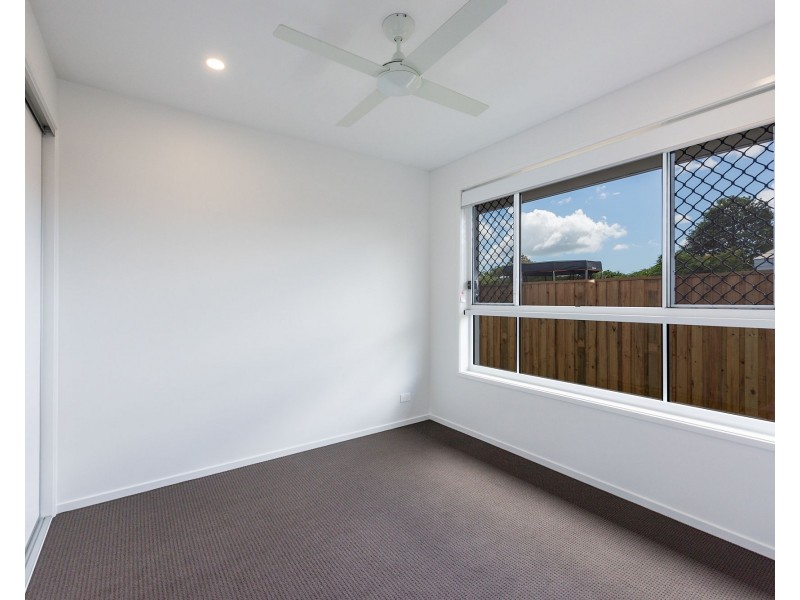 1 Wren Place, Branyan QLD 4670