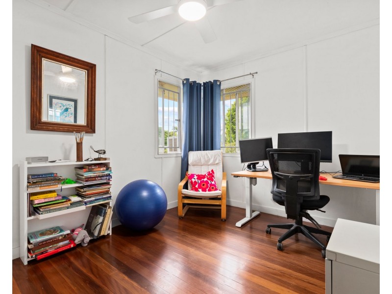 11 Enid Street, Bracken Ridge QLD 4017