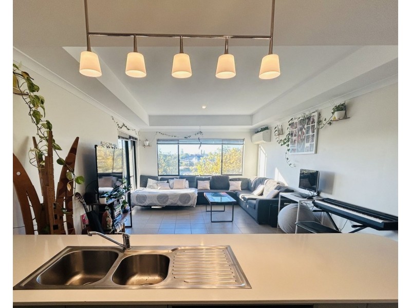 4/6 Burnley Way, Butler WA 6036