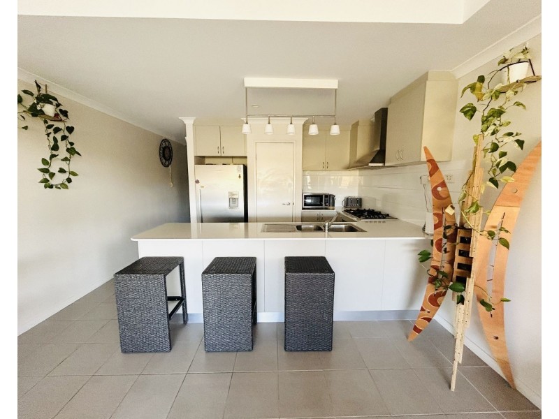 4/6 Burnley Way, Butler WA 6036