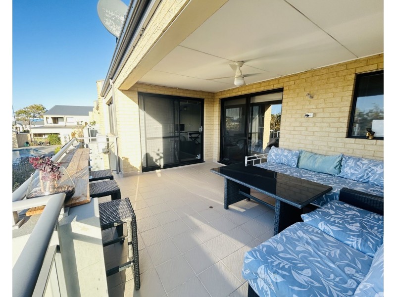 4/6 Burnley Way, Butler WA 6036