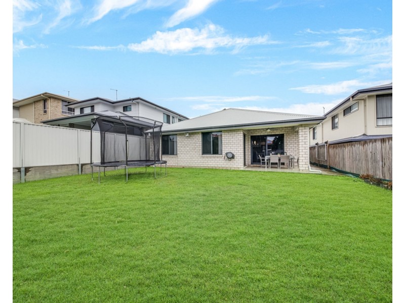 16 Derrer Street, Mcdowall QLD 4053