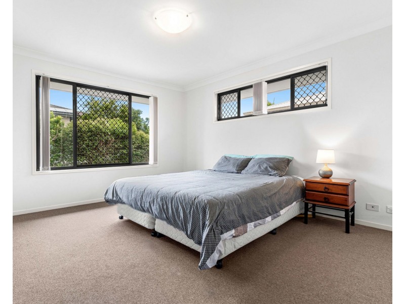 68 Higgs Circuit, Wynnum West QLD 4178