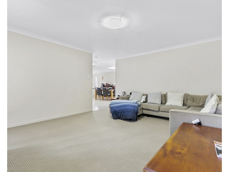 5 Newmarket Drive, Morayfield QLD 4506