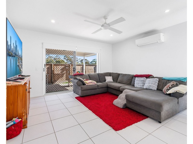 14 Snowdonia Crescent, Yarrabilba QLD 4207
