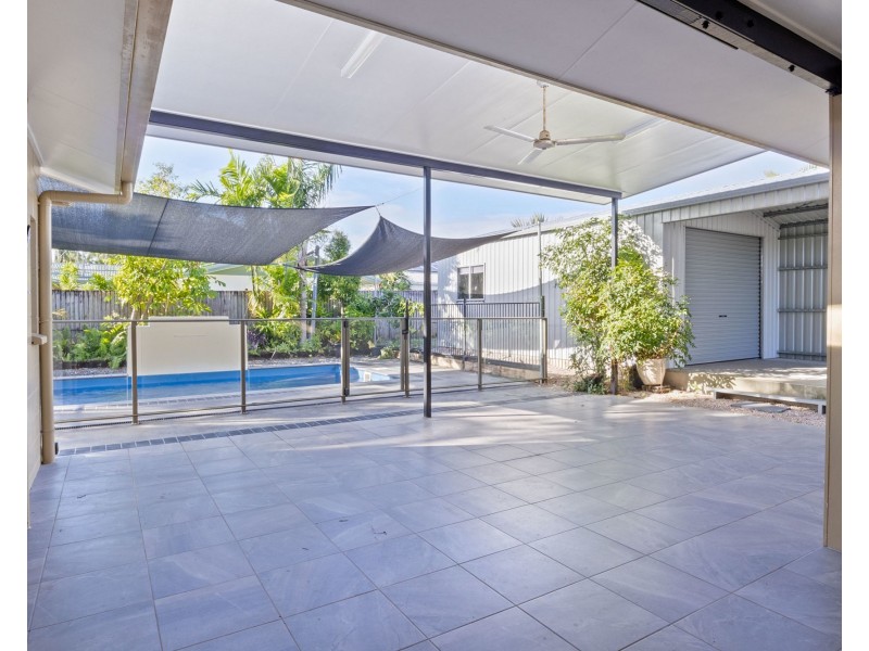 27 Albatross Street, Kewarra Beach QLD 4879
