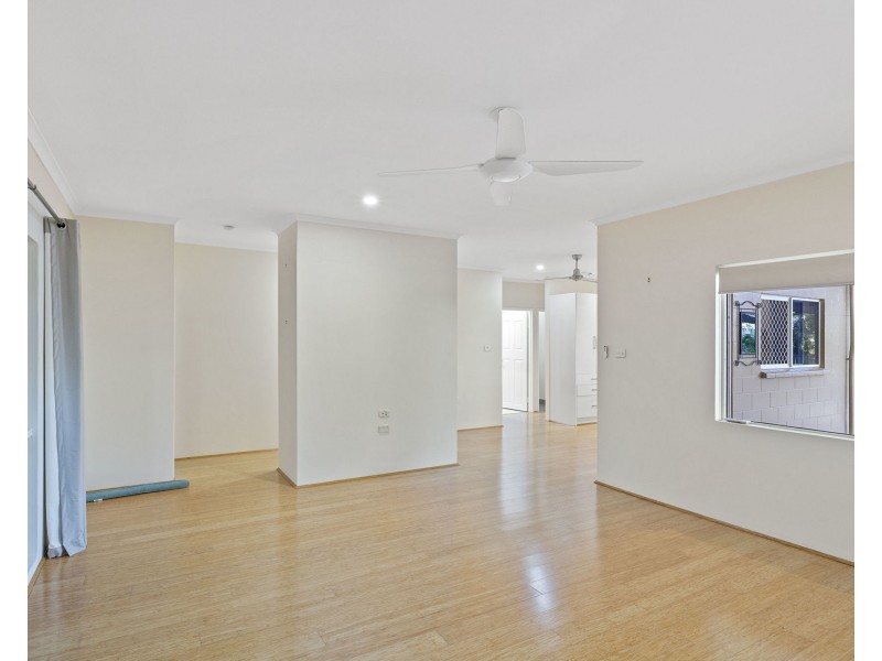 27 Albatross Street, Kewarra Beach QLD 4879