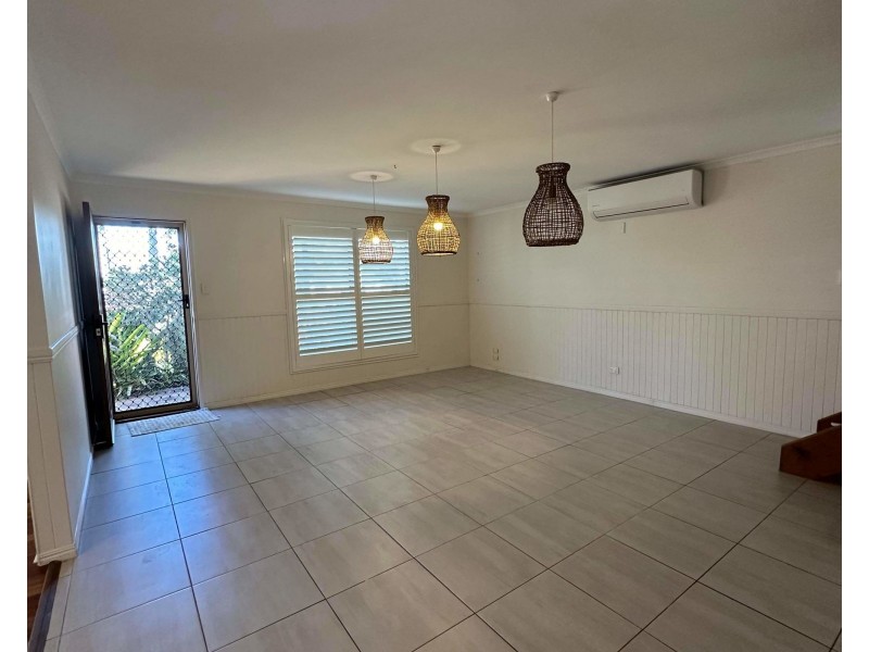 165 Barolin Esplanade, Coral Cove QLD 4670