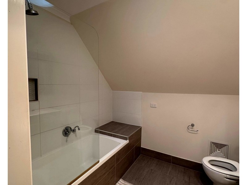 165 Barolin Esplanade, Coral Cove QLD 4670