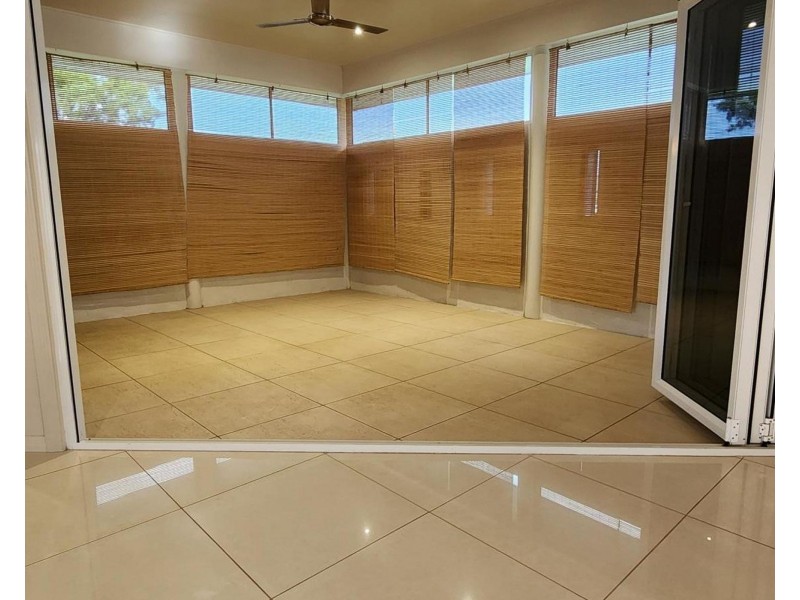 2 Freshwater Drive, Branyan QLD 4670