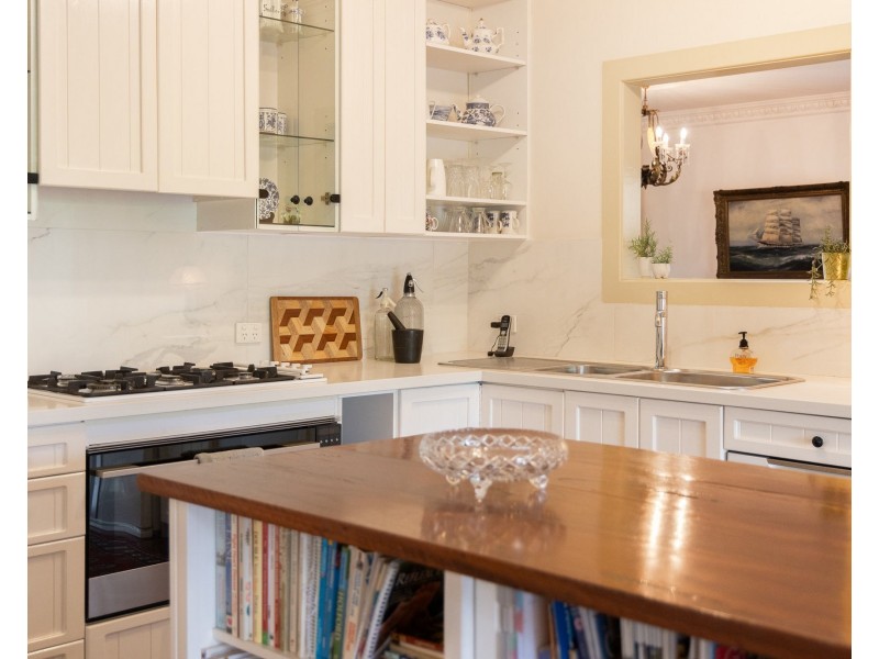 60 Clayton street, Sandgate QLD 4017