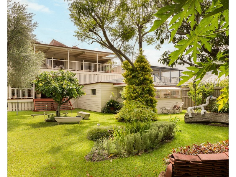 60 Clayton street, Sandgate QLD 4017