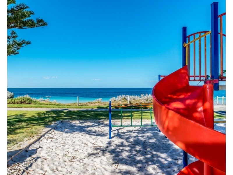 54 Janet Road, Safety Bay WA 6169