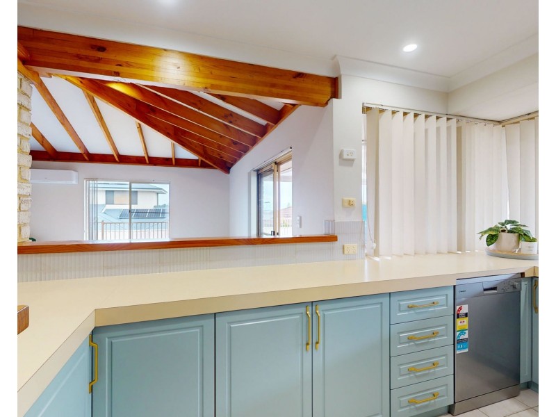 11 Southern Cross Circle, Ocean Reef WA 6027