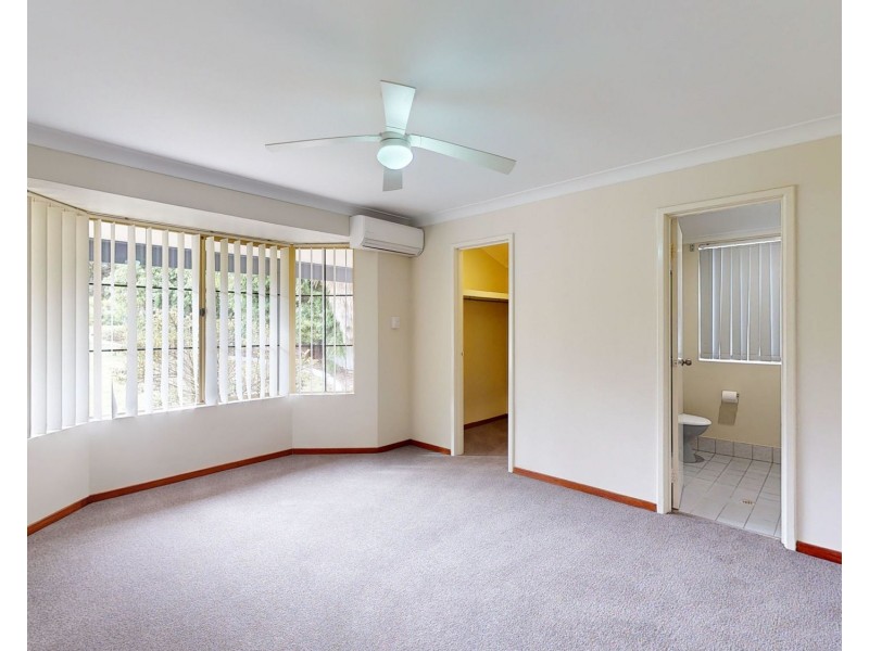 11 Southern Cross Circle, Ocean Reef WA 6027