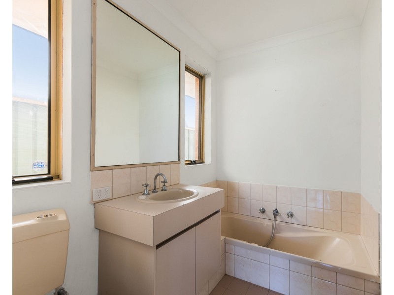 5 Pola Place, Waikiki WA 6169