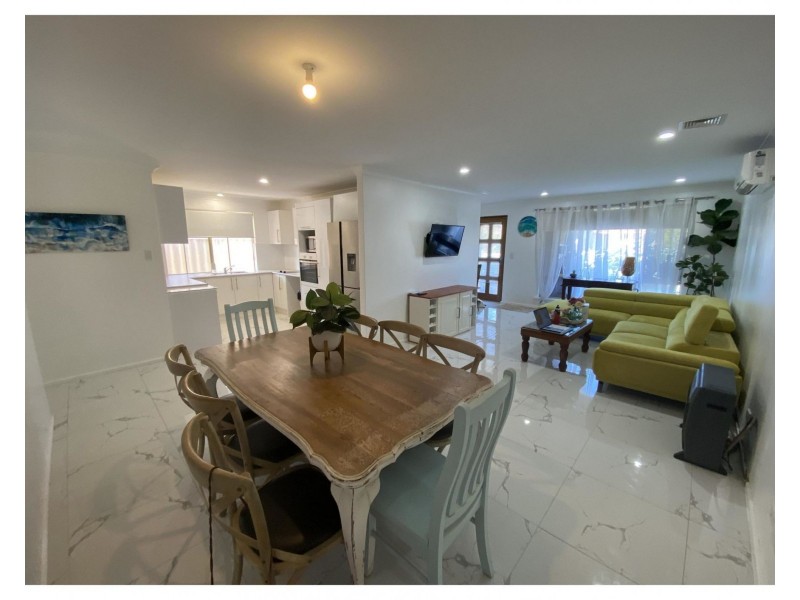 12 Bequia Place, Safety Bay WA 6169