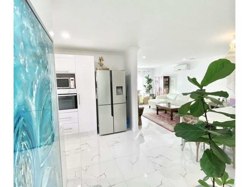 12 Bequia Place, Safety Bay WA 6169