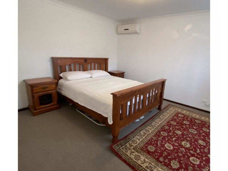 12 Bequia Place, Safety Bay WA 6169