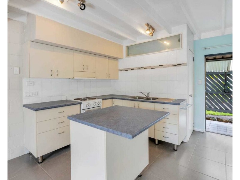 3/10 Maytown Close, Manoora QLD 4870