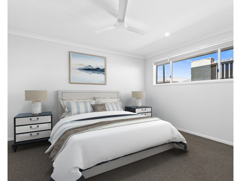 19 Peterson Way, White Rock QLD 4306