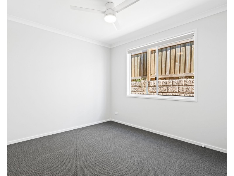 19 Peterson Way, White Rock QLD 4306