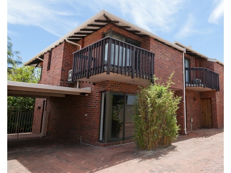 2/10 Leonora Street, Como WA 6152