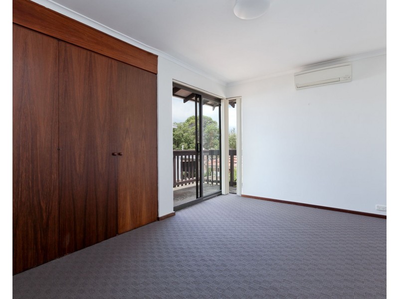 2/10 Leonora Street, Como WA 6152