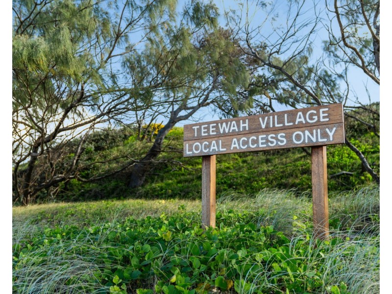 16 Mackerel Street, Noosa North Shore QLD 4565