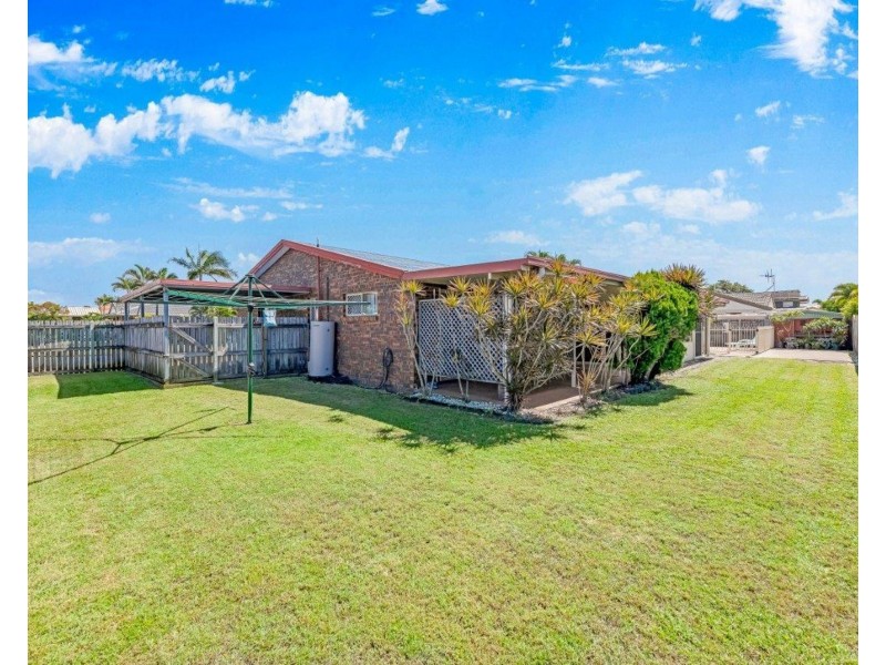 2 Merchant Street, Bargara QLD 4670