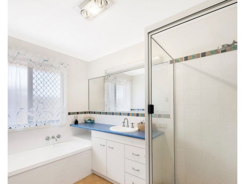 2 Birdwood Cresent, Bargara QLD 4670