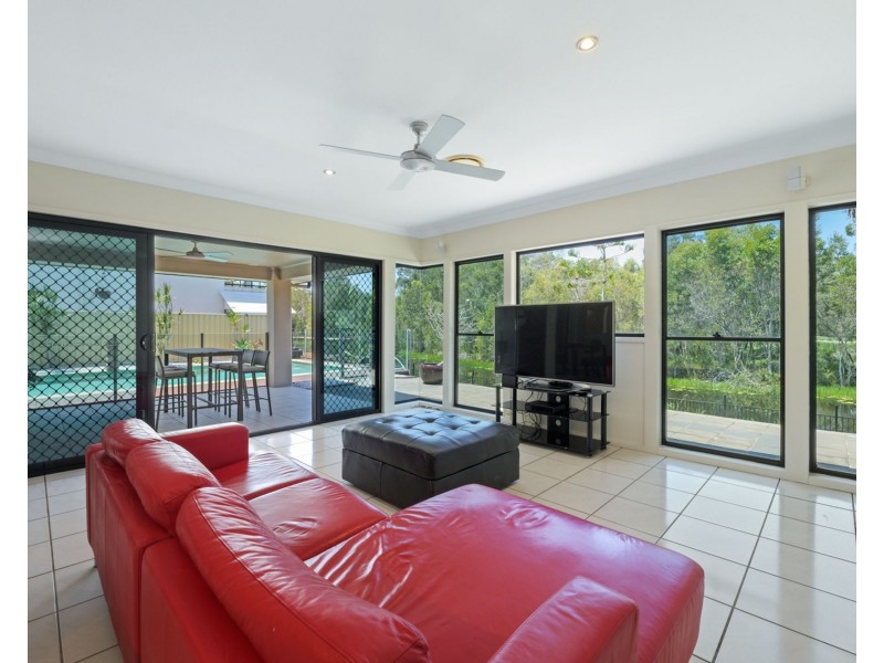 28 Campbellville Circuit, Pelican Waters QLD 4551