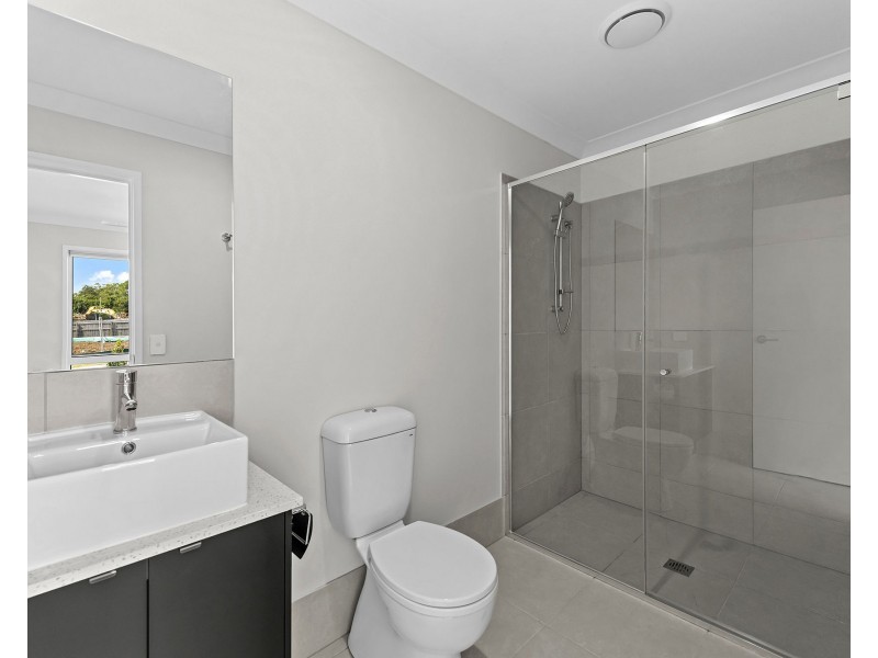 2/29 Akers Road, Lawnton QLD 4501