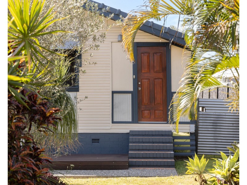 19 Kempster street, Sandgate QLD 4017