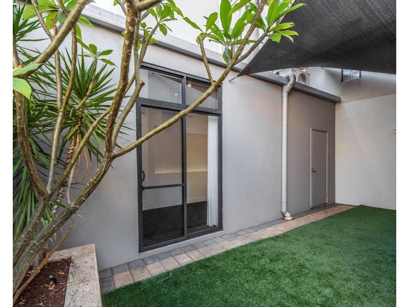 1/39 Mill Point Road, South Perth WA 6151