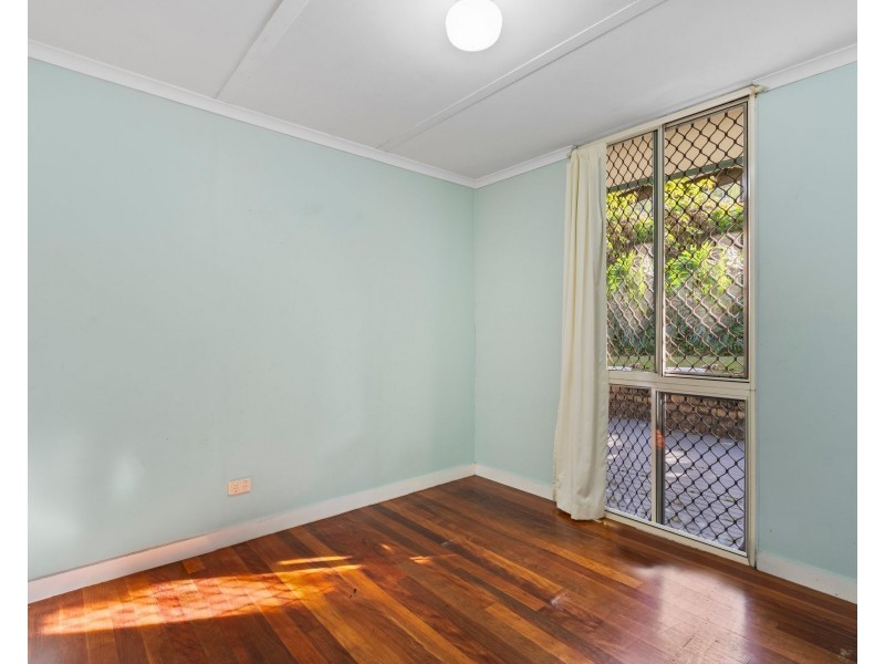 50 Tucker Street, Chapel Hill QLD 4069