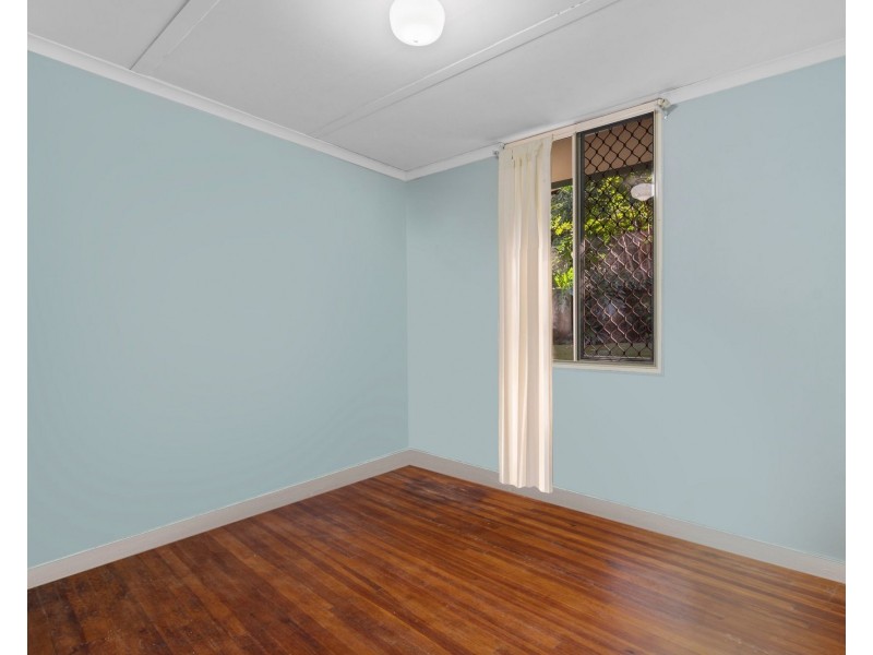50 Tucker Street, Chapel Hill QLD 4069