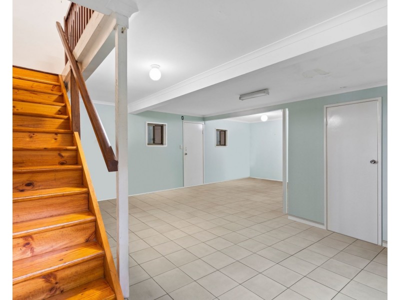 50 Tucker Street, Chapel Hill QLD 4069
