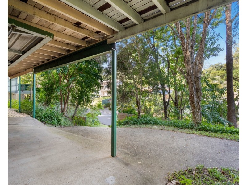 50 Tucker Street, Chapel Hill QLD 4069