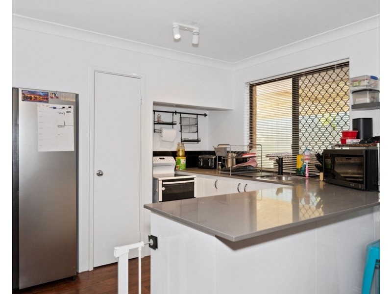 6 Gould Place, Parmelia WA 6167