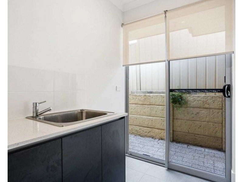 15b Rundal Street, Bayswater WA 6053