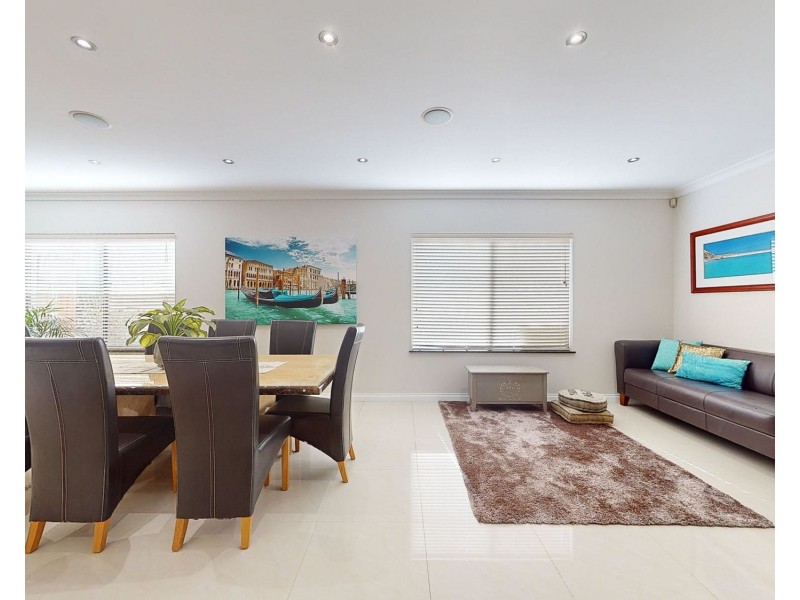 32 Beachside Drive, Burns Beach WA 6028